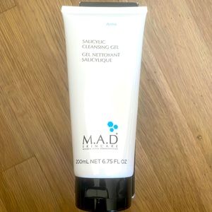 M.A.D. SALICYLIC CLEANSING GEL